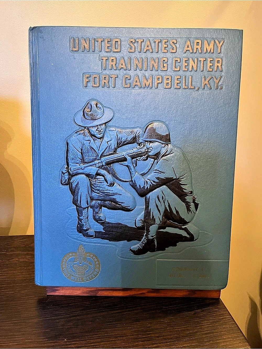 VINTAGE VIETNAM-ERA 1966 FORT CAMPBELL BASIC TRAINING YEARBOOK MCM